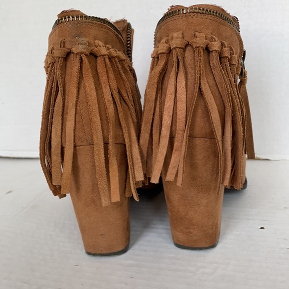 DV bootie with fringe open toe faux leather 7.5 - Picture 3 of 8
